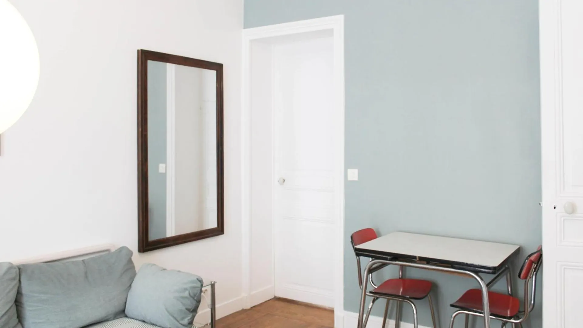Design Apartment With Wifi In The Heart Of Paris France